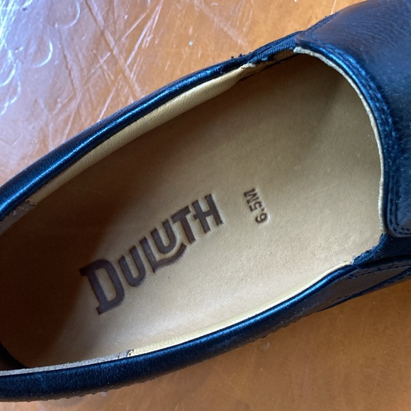 Duluth Trading Women's Lifetime Leather Slip-On Sneakers - Picture 4 of 5